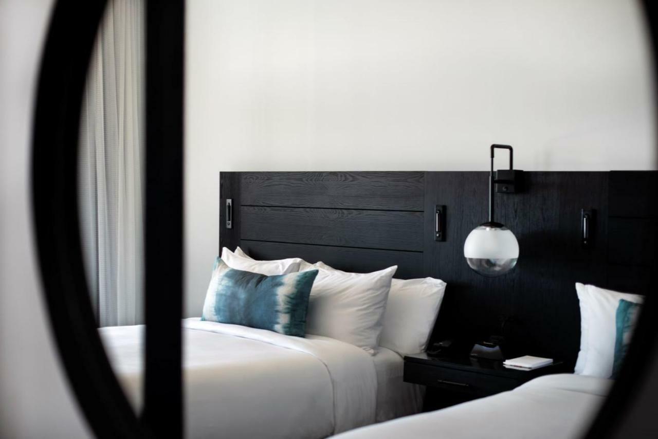 Deluxe Queen Room with Two Queen Beds,983744638:JPEG