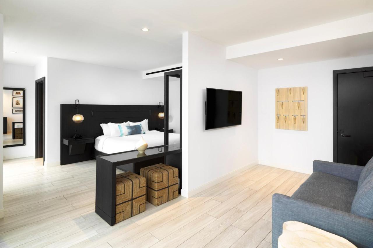 Deluxe Junior King Suite Terrace